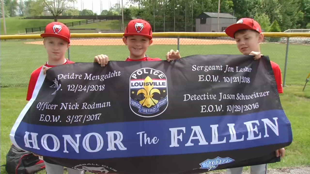 Louisville baseball team honors fallen LMPD officers